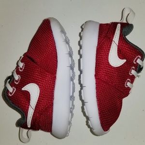 Toddler Nike size 4c